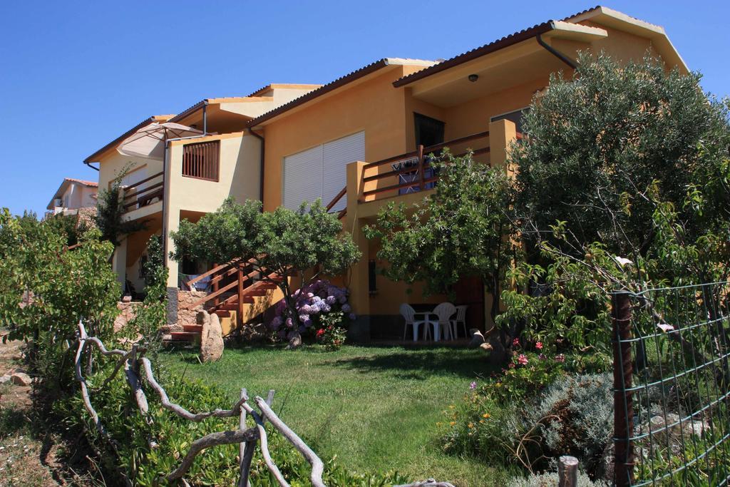 Appartamenti Salusai Trinità dʼAgultu Szoba fotó